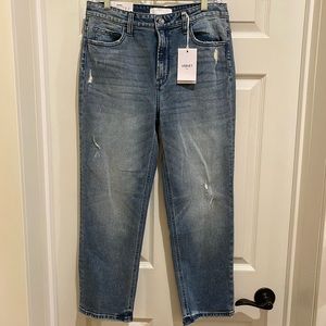 Vervet Deanna NWT distressed slim straight